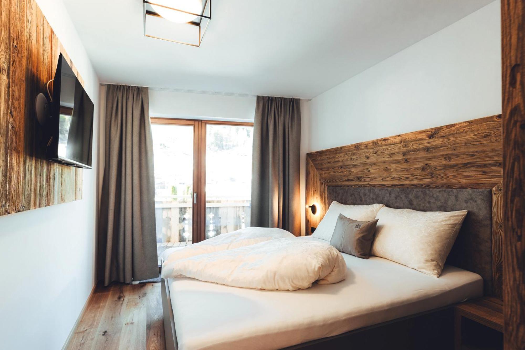 Burgstadl Aparthotel & Restaurant Ladis Ngoại thất bức ảnh