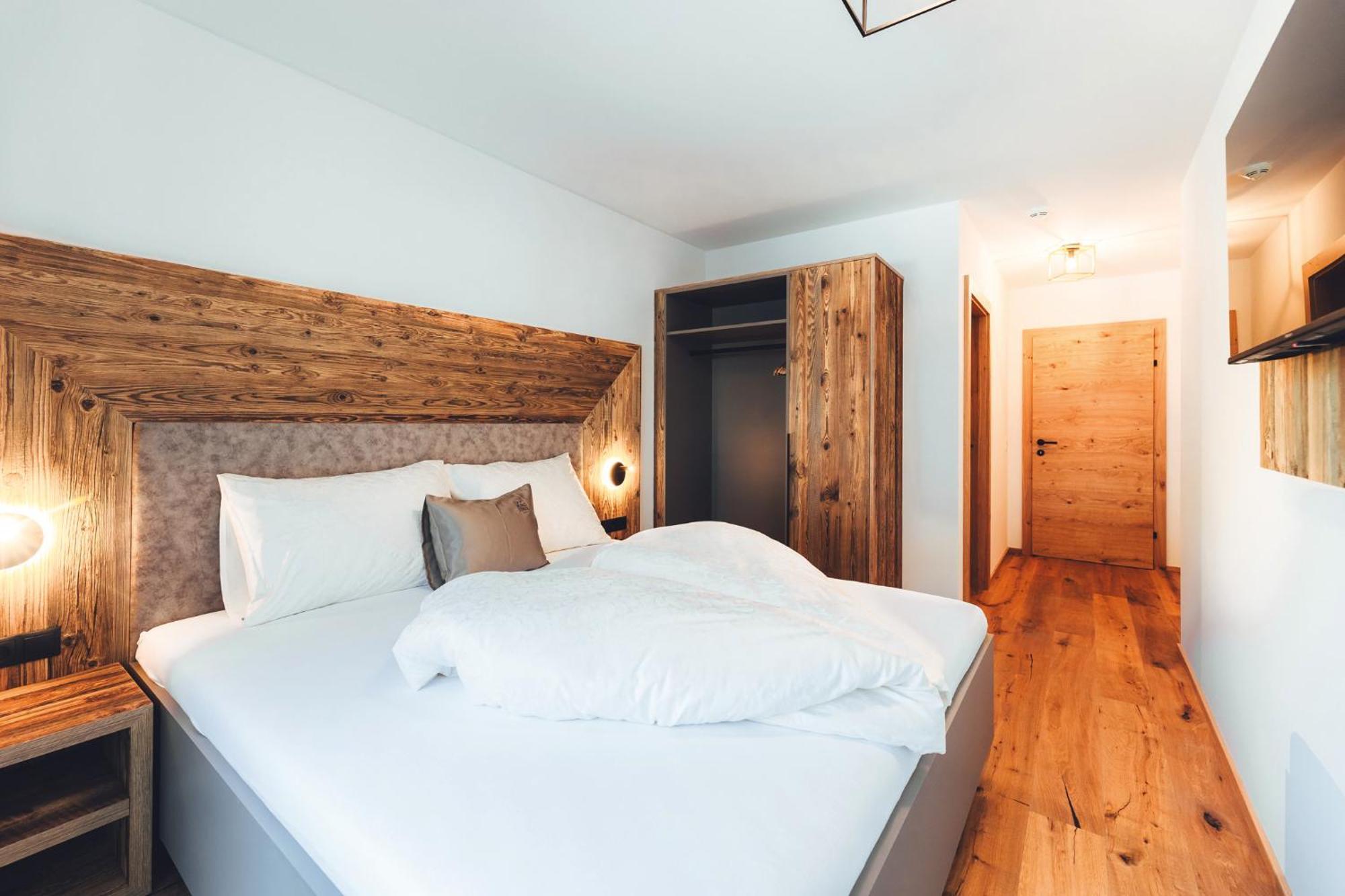 Burgstadl Aparthotel & Restaurant Ladis Ngoại thất bức ảnh