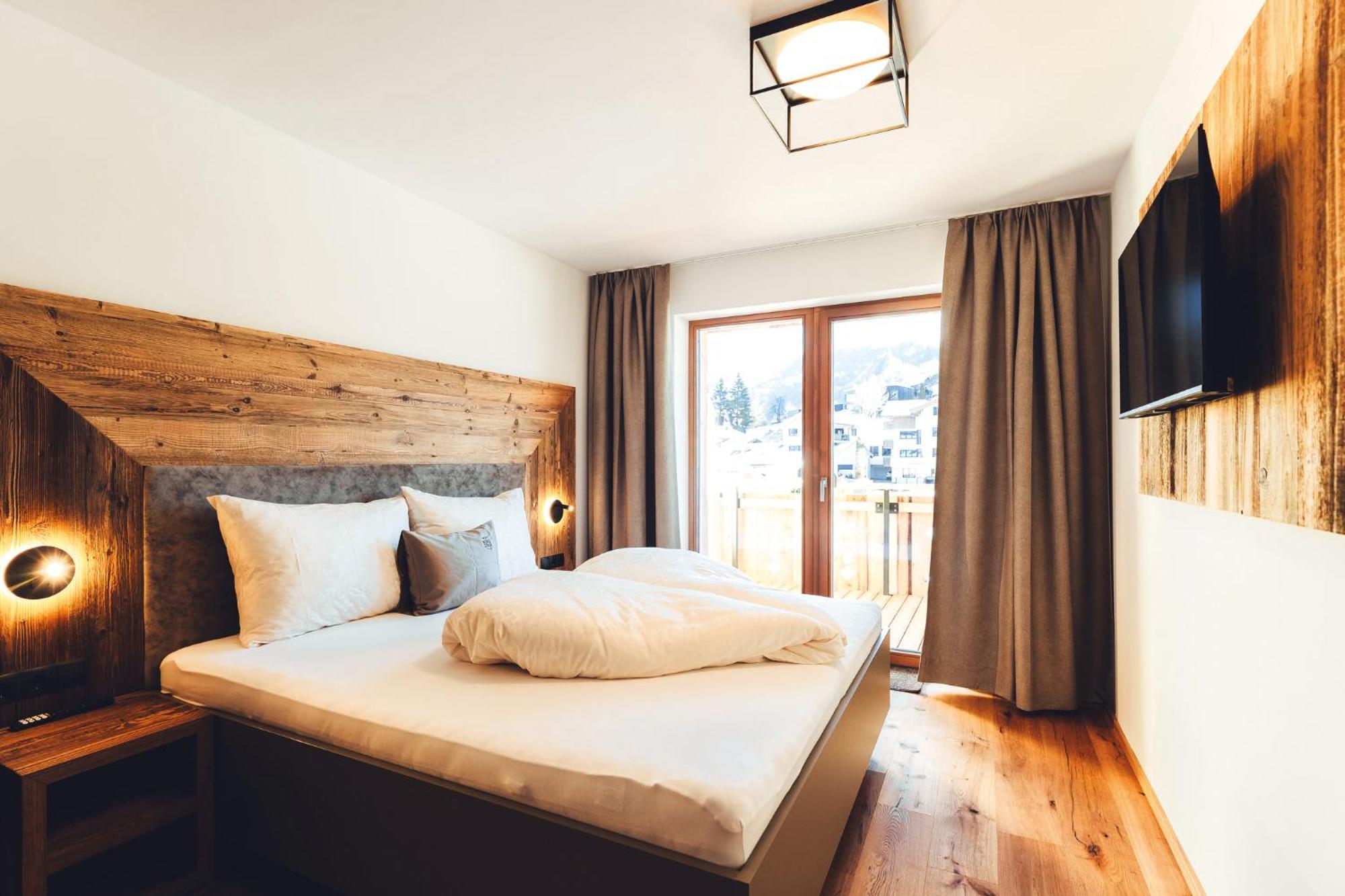 Burgstadl Aparthotel & Restaurant Ladis Ngoại thất bức ảnh