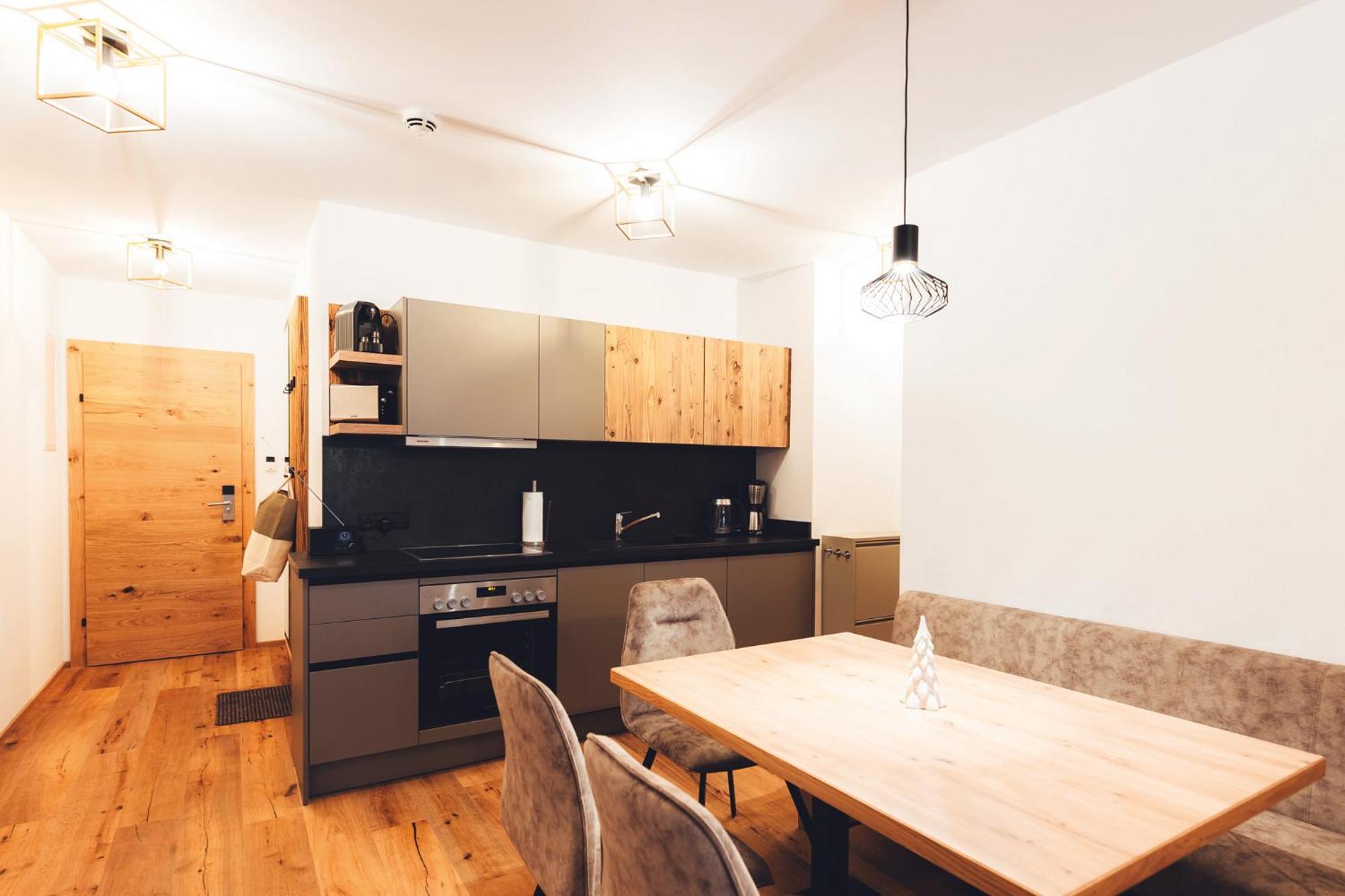 Burgstadl Aparthotel & Restaurant Ladis Ngoại thất bức ảnh