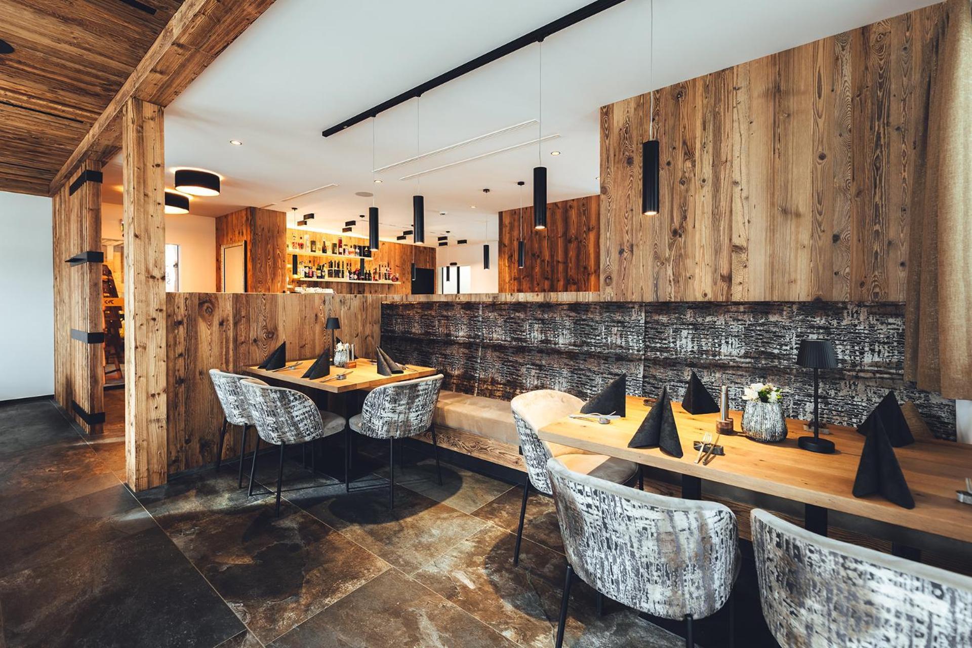 Burgstadl Aparthotel & Restaurant Ladis Ngoại thất bức ảnh